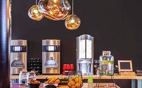 Ibis Styles Puteaux Paris La Defense